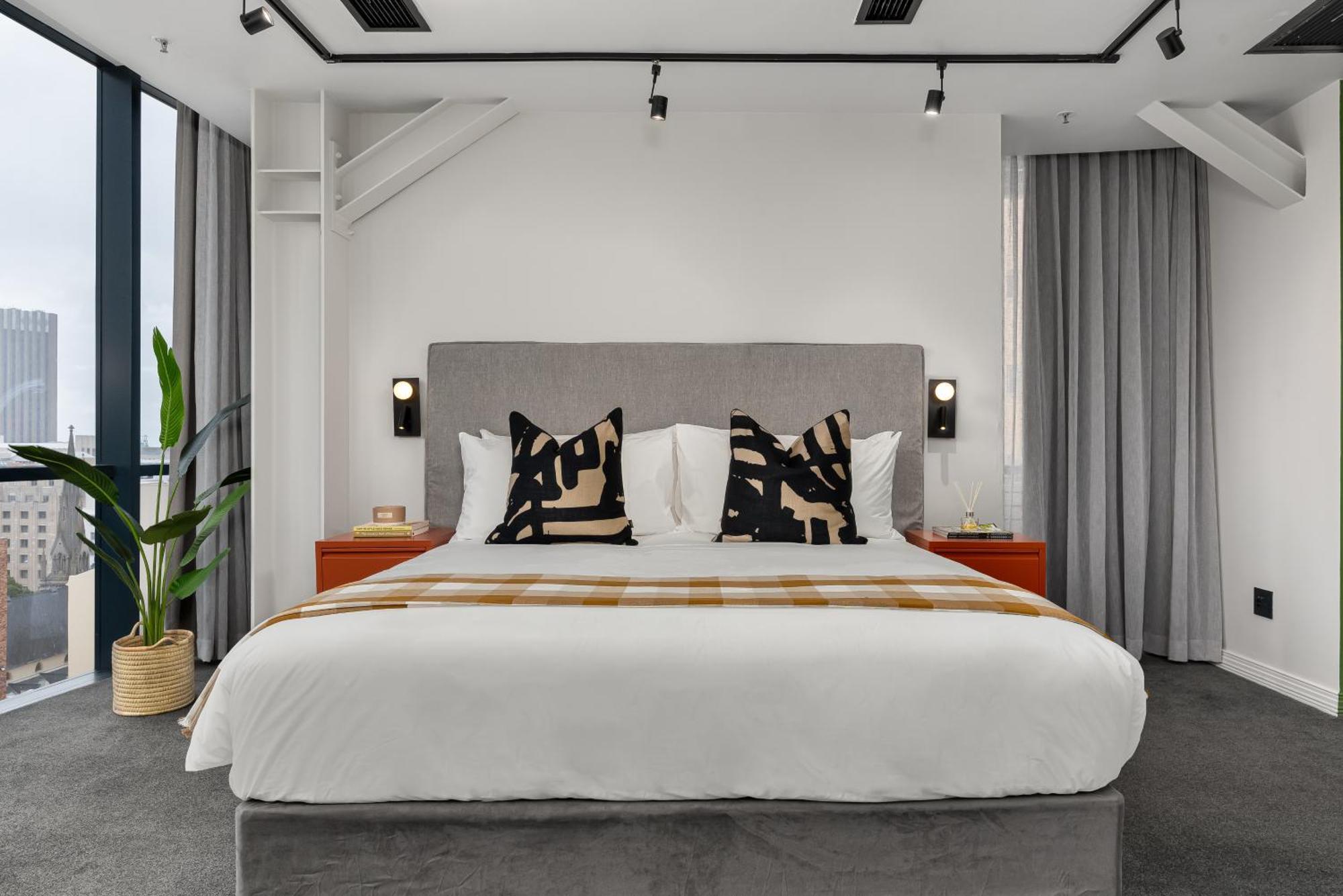 Neighbourgood Loop Street Hotel Cape Town Room photo